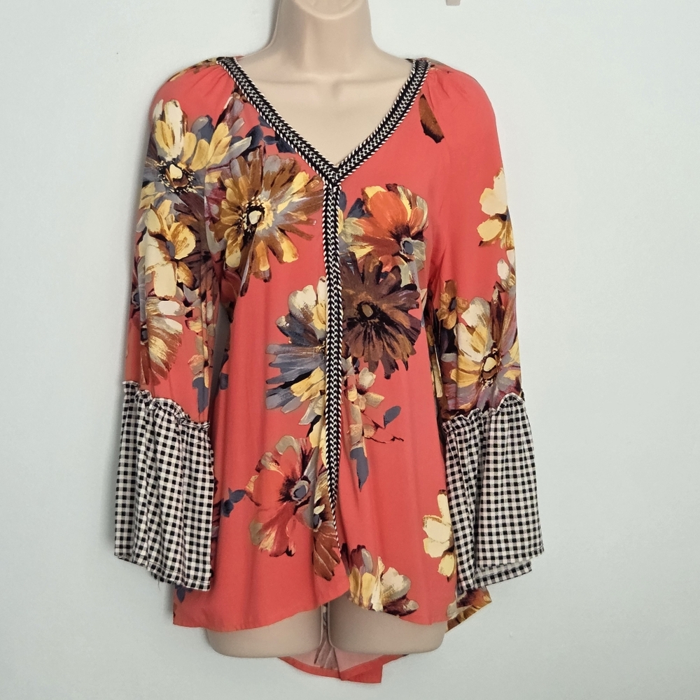 Spense Floral V-Neck Tunic Bell Sleeve Blouse